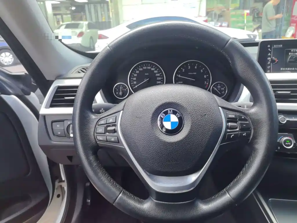 BMW 3 Series GT — миниатюра 12