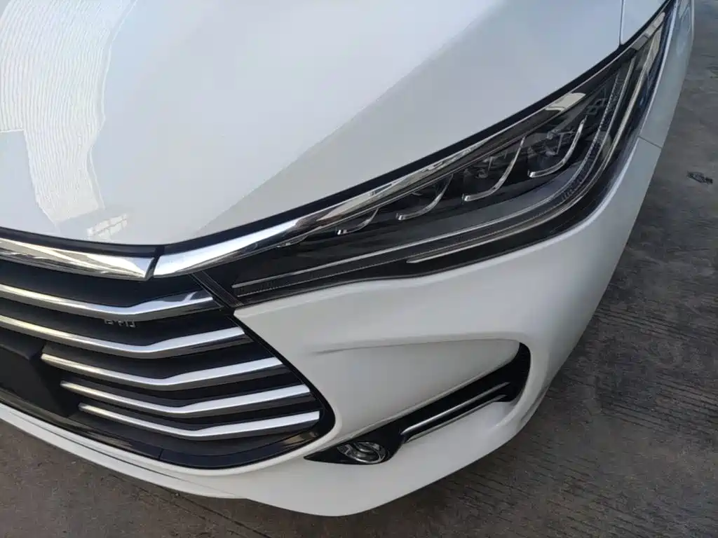 BYD MAX — миниатюра 24