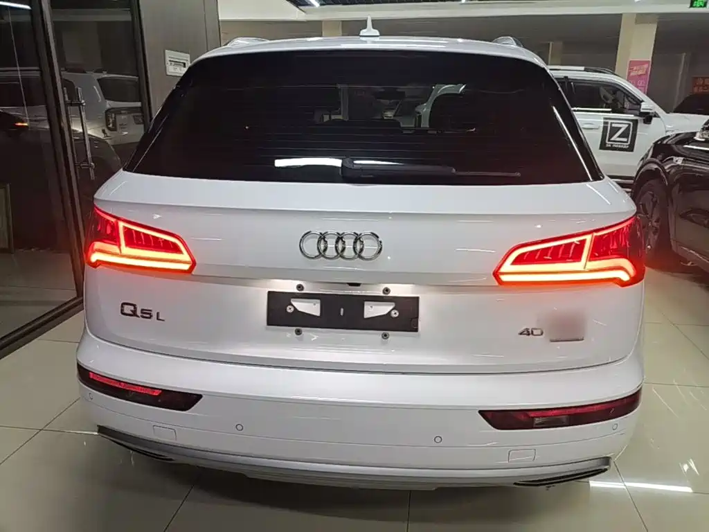 Audi Q5L — миниатюра 6