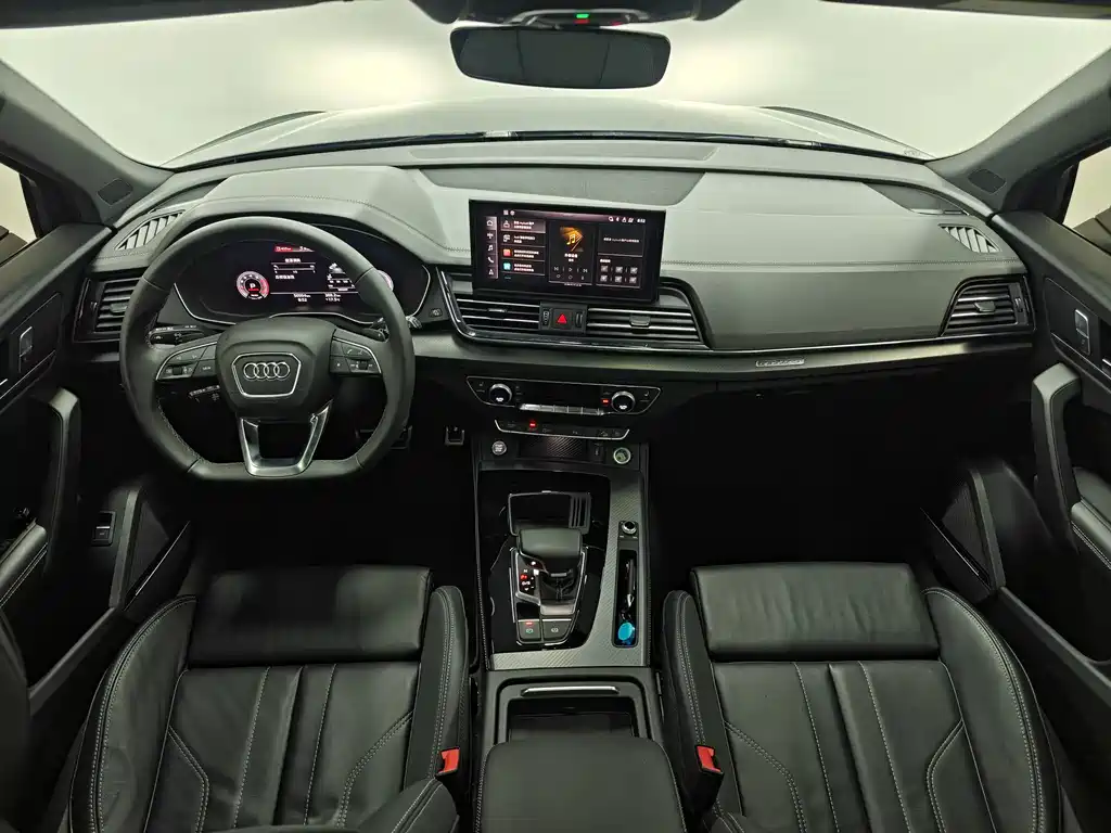 Audi Q5L 2023 40T Luxury
