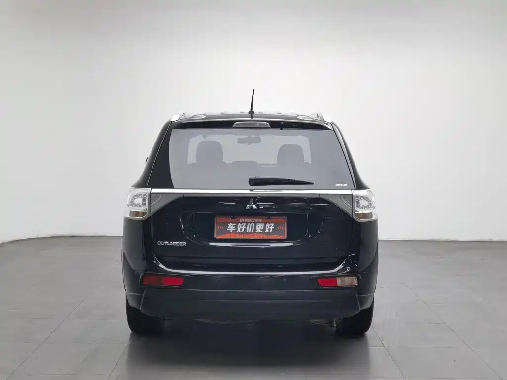 Mitsubishi Outlander (Import) — миниатюра 4
