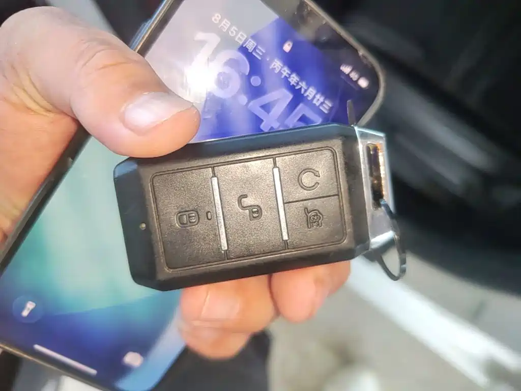 BYD Qin — миниатюра 9
