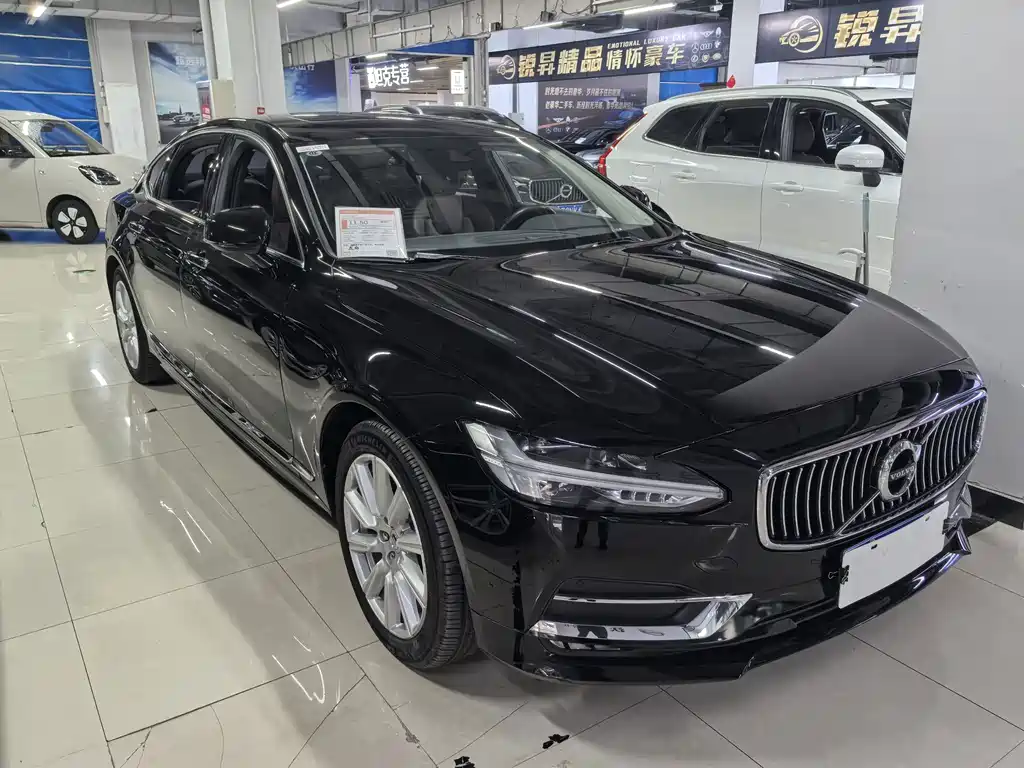 Volvo S90 — миниатюра 3