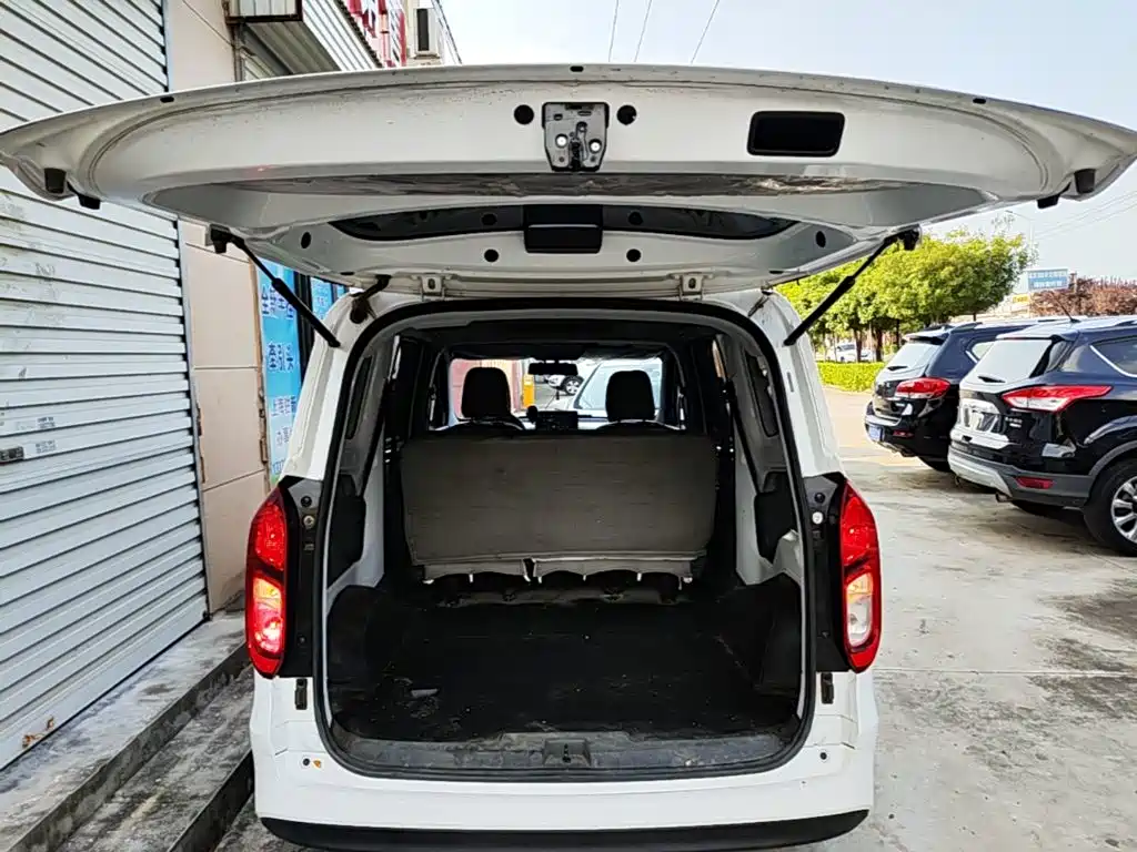 Wuling Hongguang EV — миниатюра 19