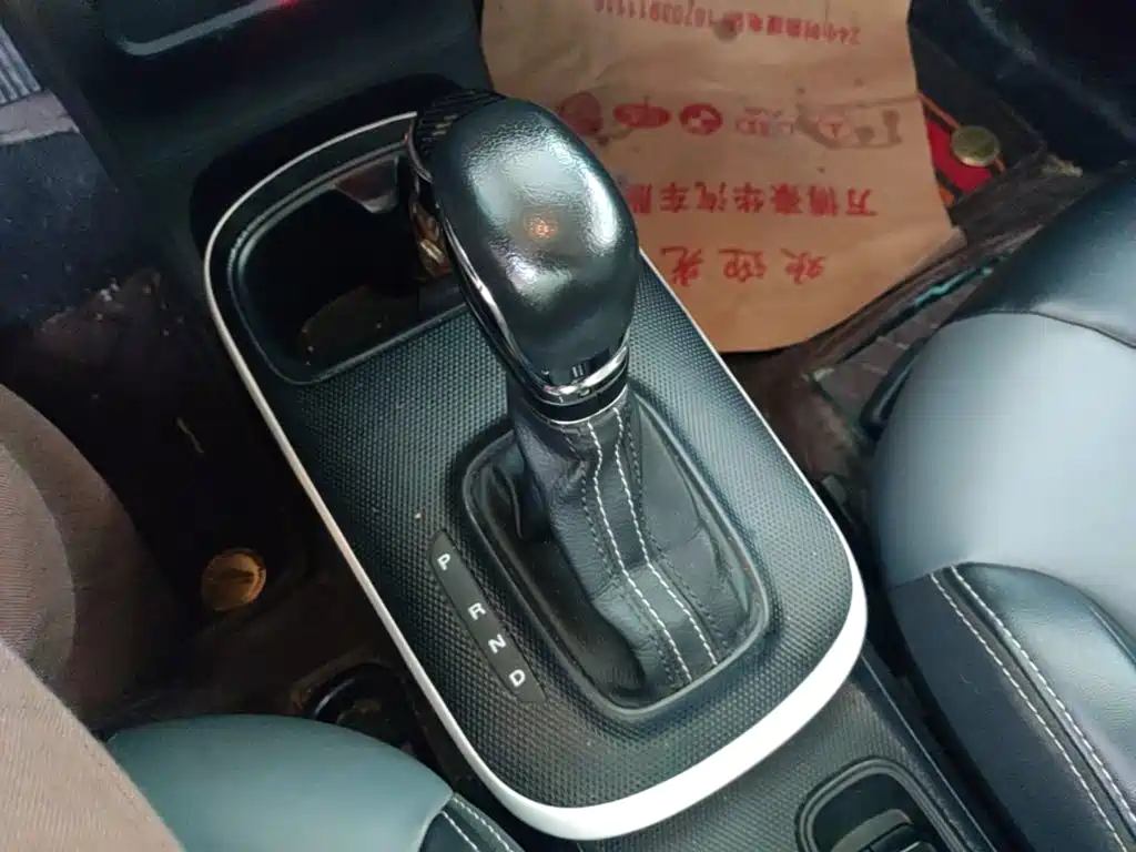 Roewe Clever — миниатюра 14