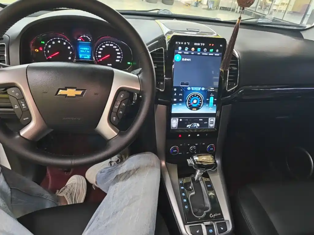 Chevrolet Captiva — миниатюра 10