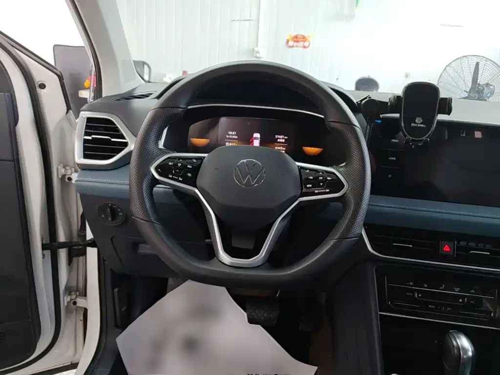 Volkswagen Tharu — миниатюра 11