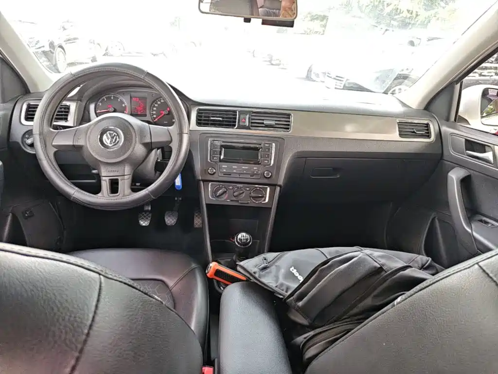 Volkswagen Santana — миниатюра 10