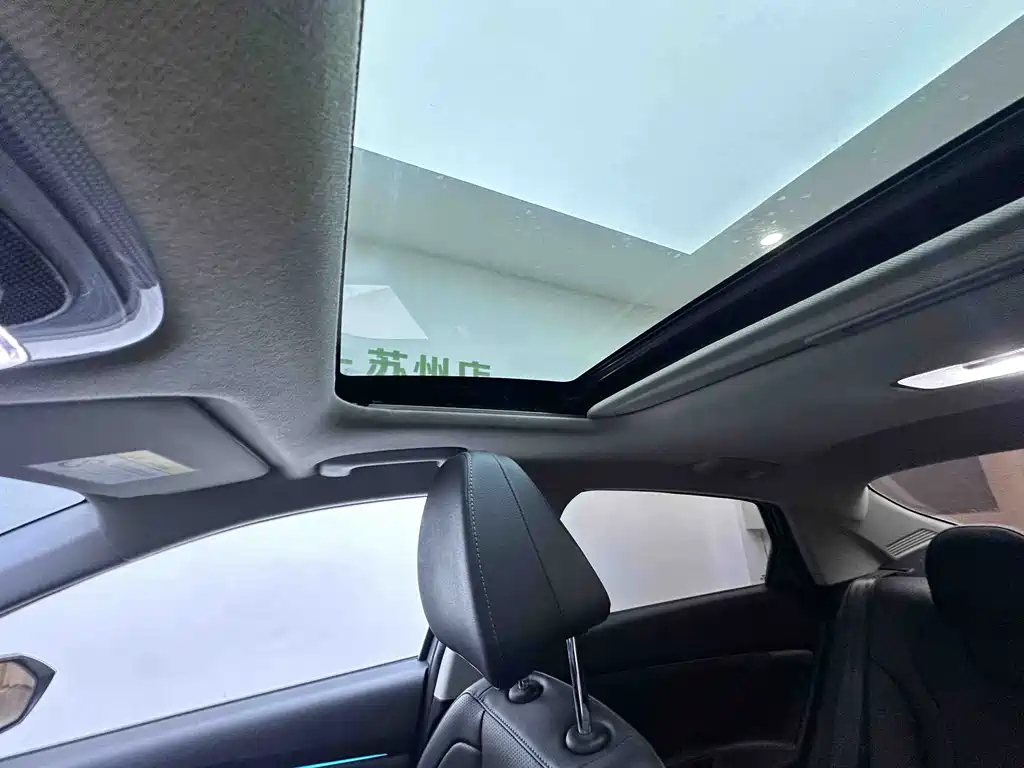 Hyundai Elantra — миниатюра 14