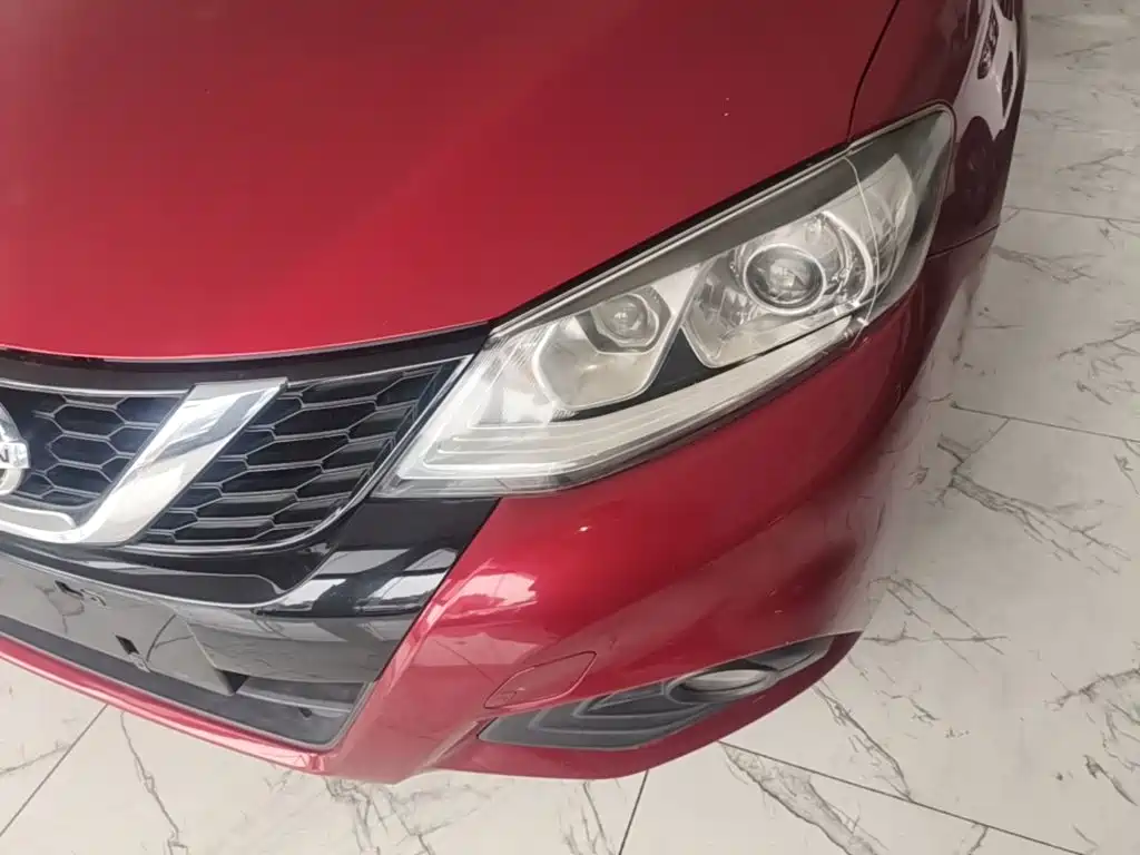 Nissan Tiida — миниатюра 24