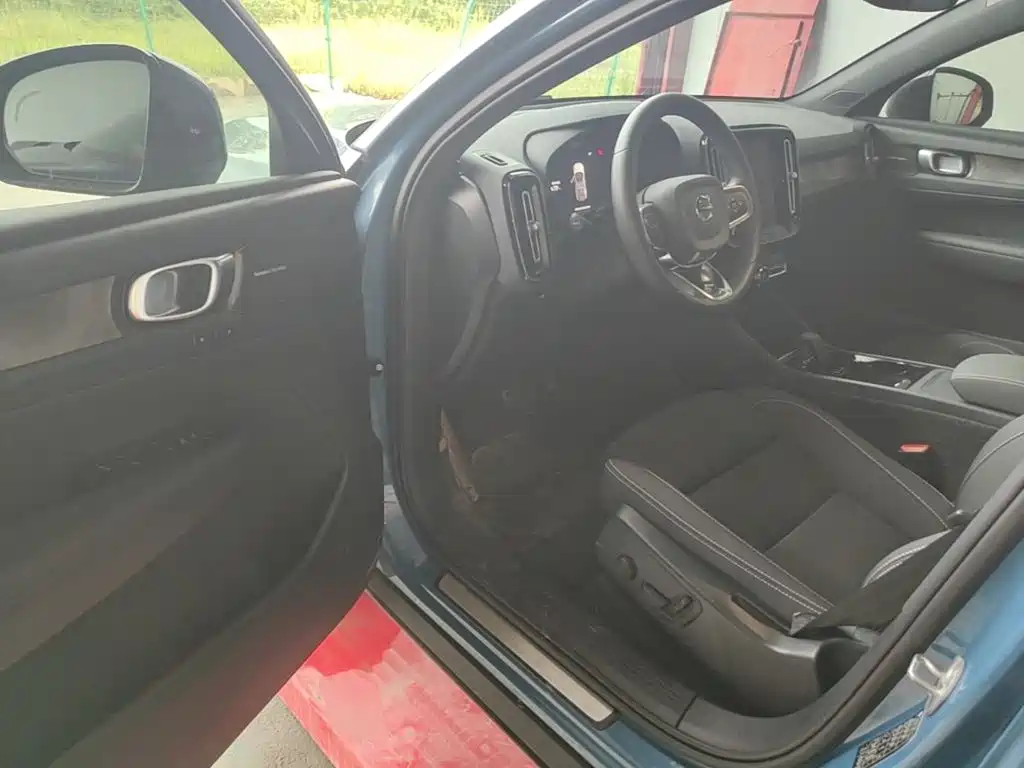 Volvo C40 — миниатюра 16