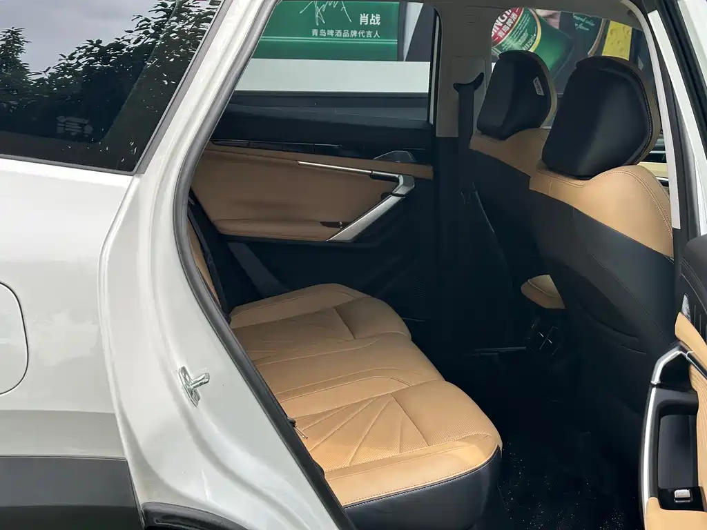 Geely Boyue L — миниатюра 7