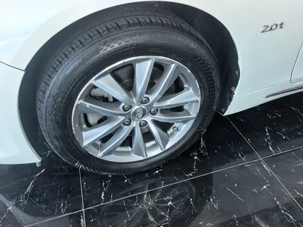 Infiniti Q50L — миниатюра 23