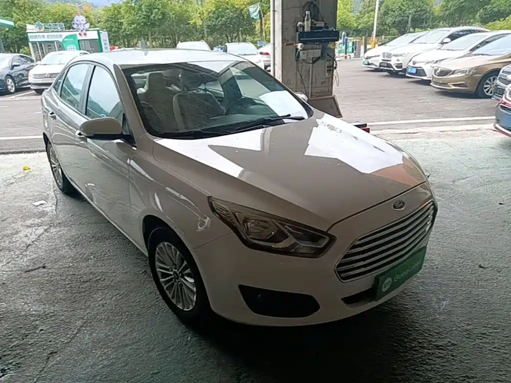 Ford Escort — миниатюра 4