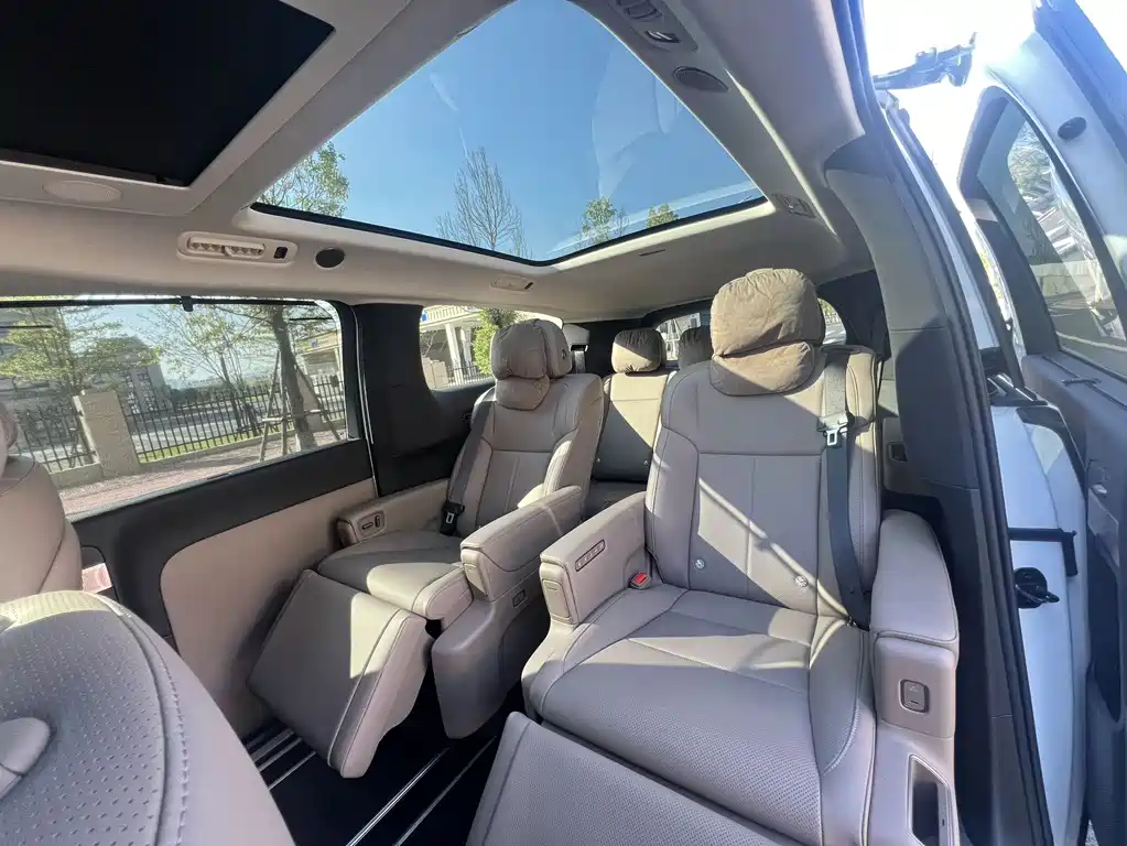 Li Auto Li MEGA — миниатюра 5
