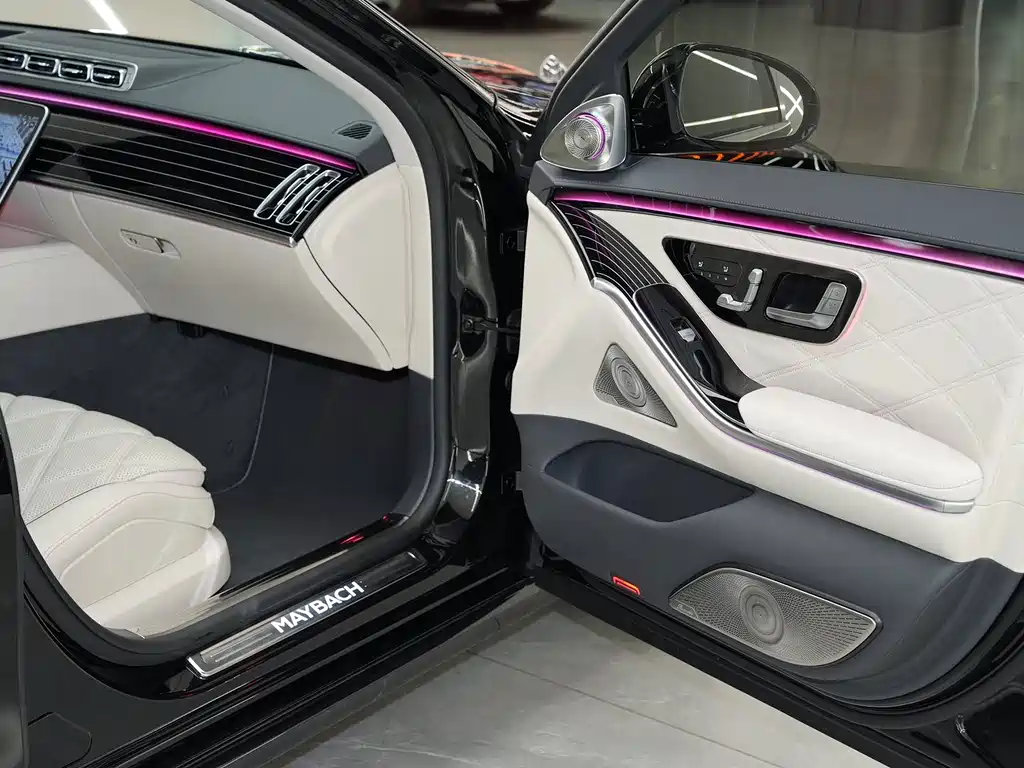 Mercedes-Benz S-Class — миниатюра 26