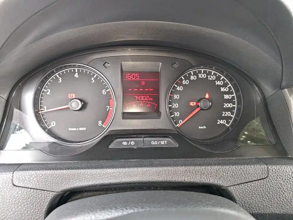 Volkswagen Santana — миниатюра 12