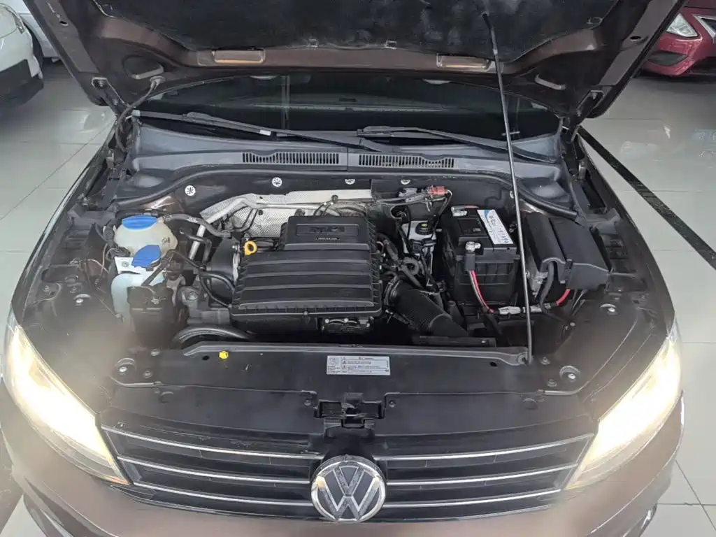 Volkswagen Sagitar — миниатюра 20