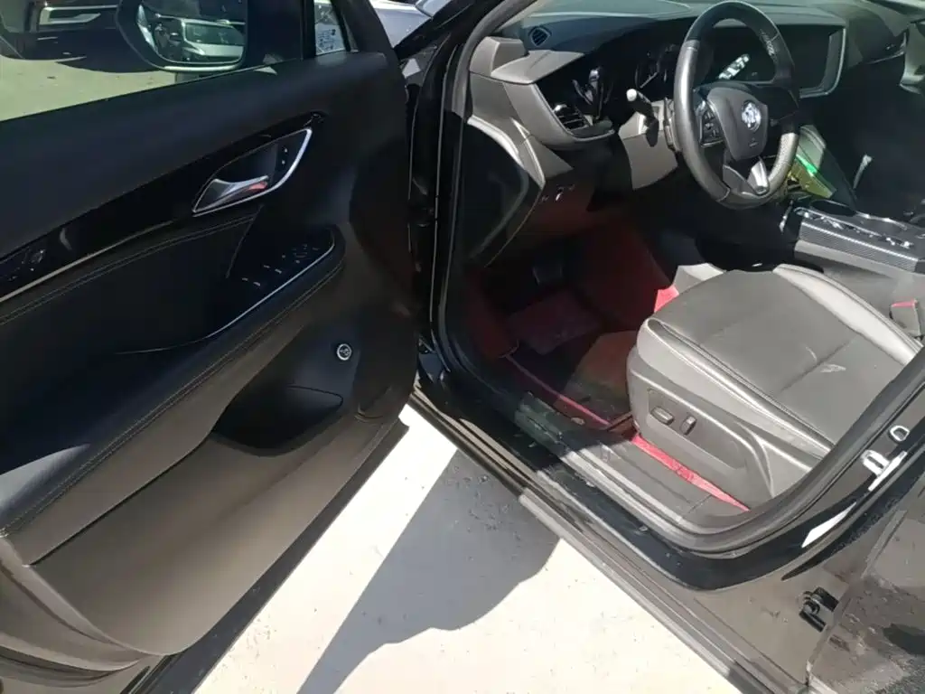 Buick Envision Plus — миниатюра 16