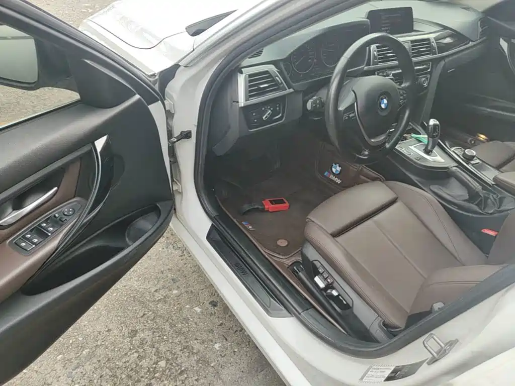 BMW 3 Series — миниатюра 16