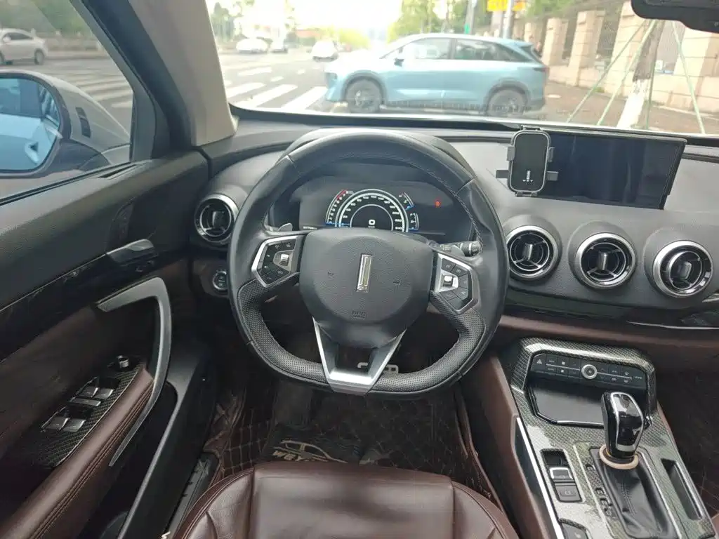 Wey Wey VV7 — миниатюра 6