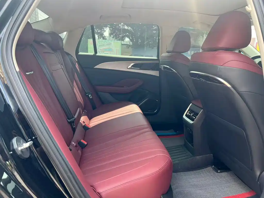 Hongqi H5 2022 1.5T DCT