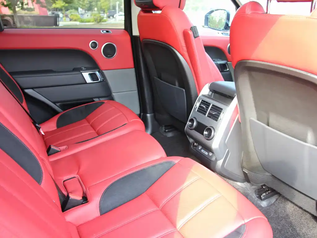 Land Rover Sport — миниатюра 17