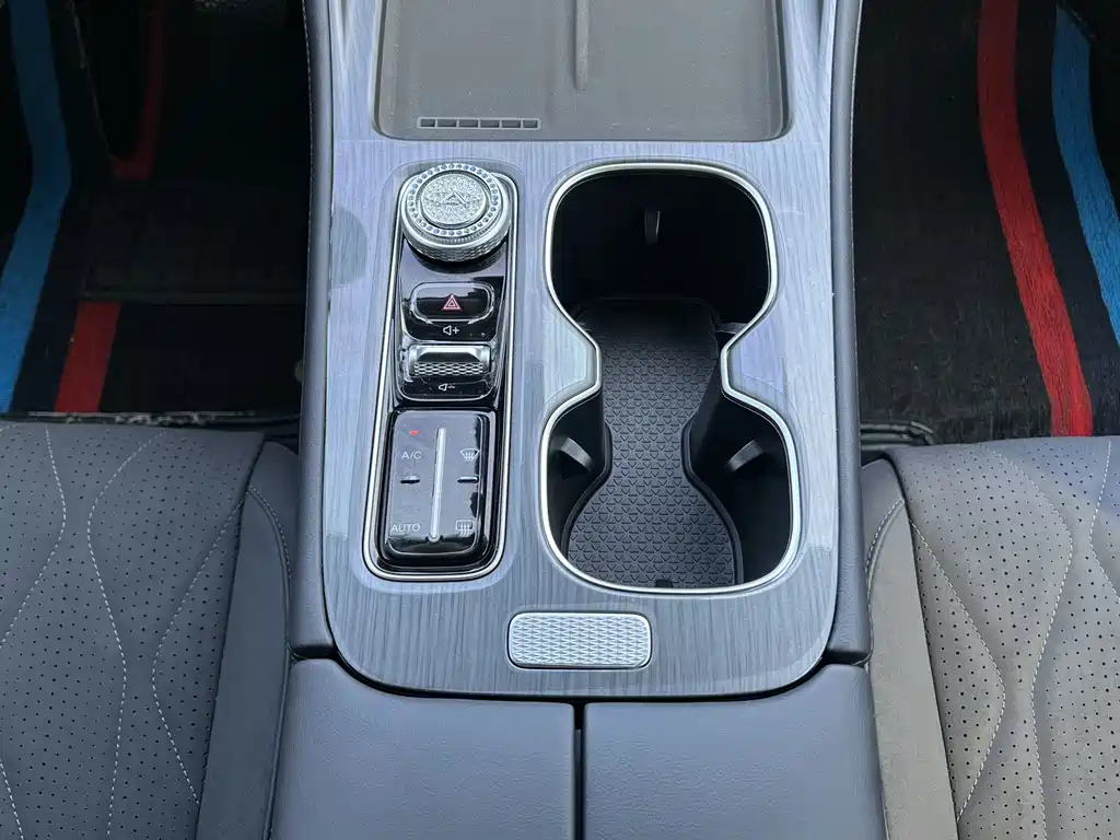 Chery Tiggo 8 PLUS — миниатюра 17