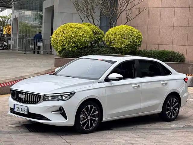 2025 Geely Emgrand GT