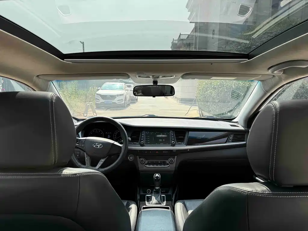 Hyundai Mistra — миниатюра 6
