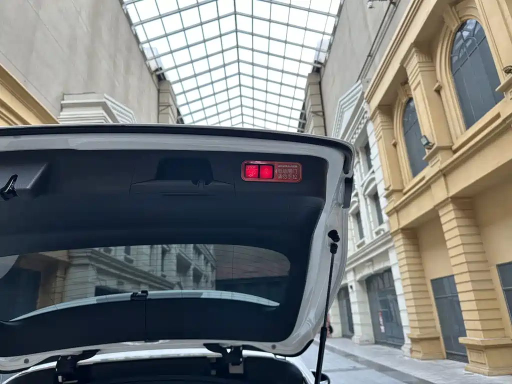 Mercedes-Benz GLC — миниатюра 15