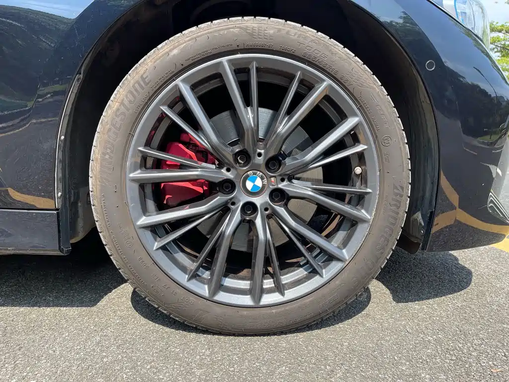 BMW 3 Series 3 2024 330Li M Sport