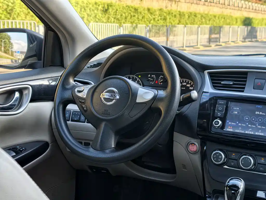 Nissan Sylphy — миниатюра 10