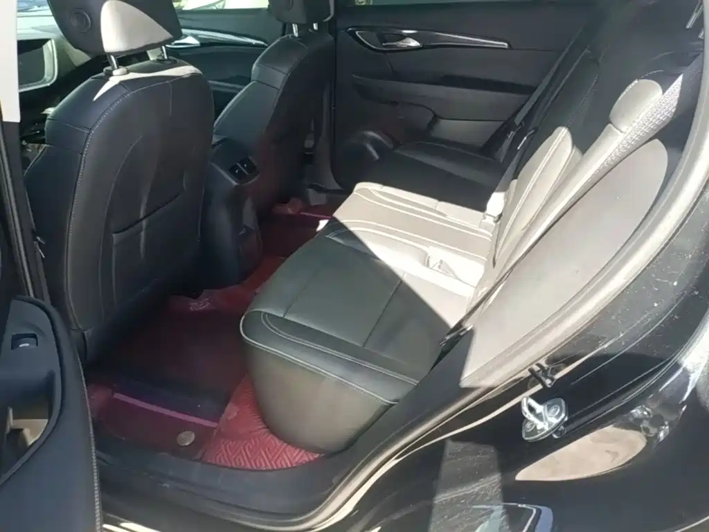 Buick Envision Plus — миниатюра 17