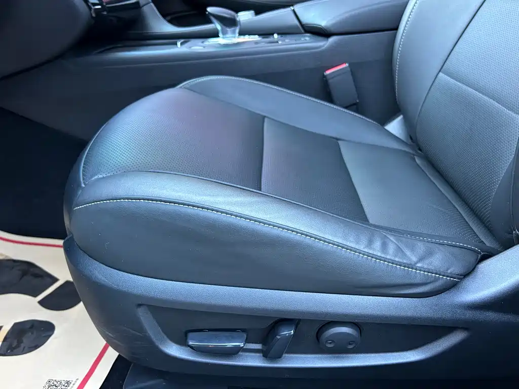 Infiniti QX50 — миниатюра 22