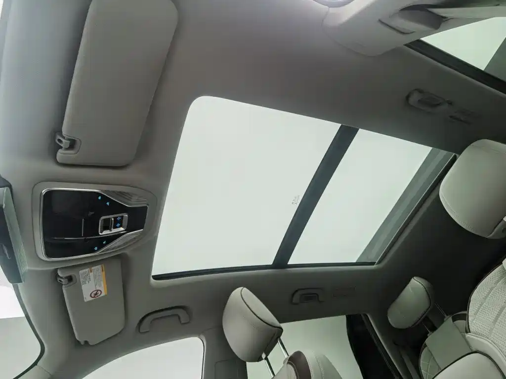 Ford Equator — миниатюра 14