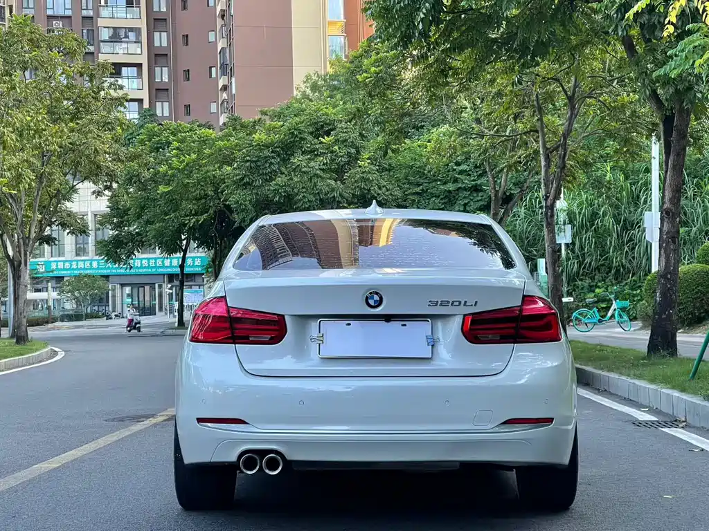BMW 3 Series — миниатюра 9