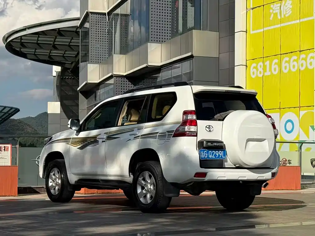 Toyota Prado (Import) — миниатюра 7