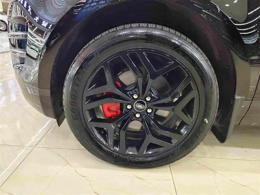 Land Rover Evoque — миниатюра 10
