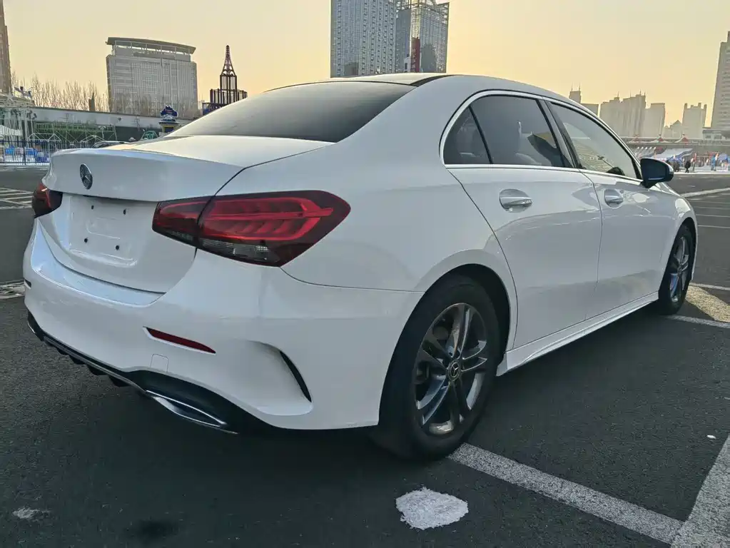 Mercedes-Benz A-Class A 2021 A 180 L Sport