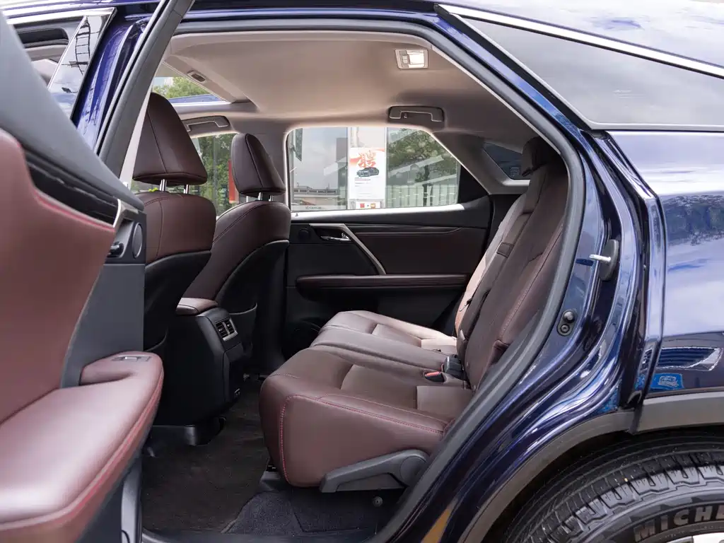 Lexus RX — миниатюра 10