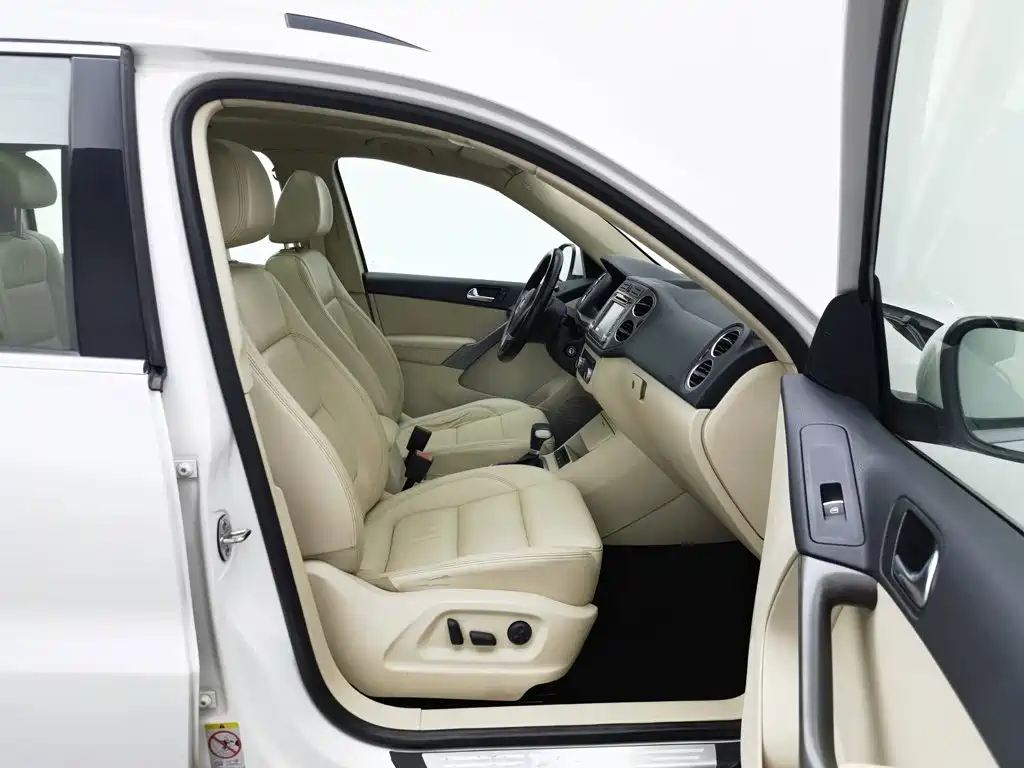 Volkswagen Tiguan — миниатюра 23