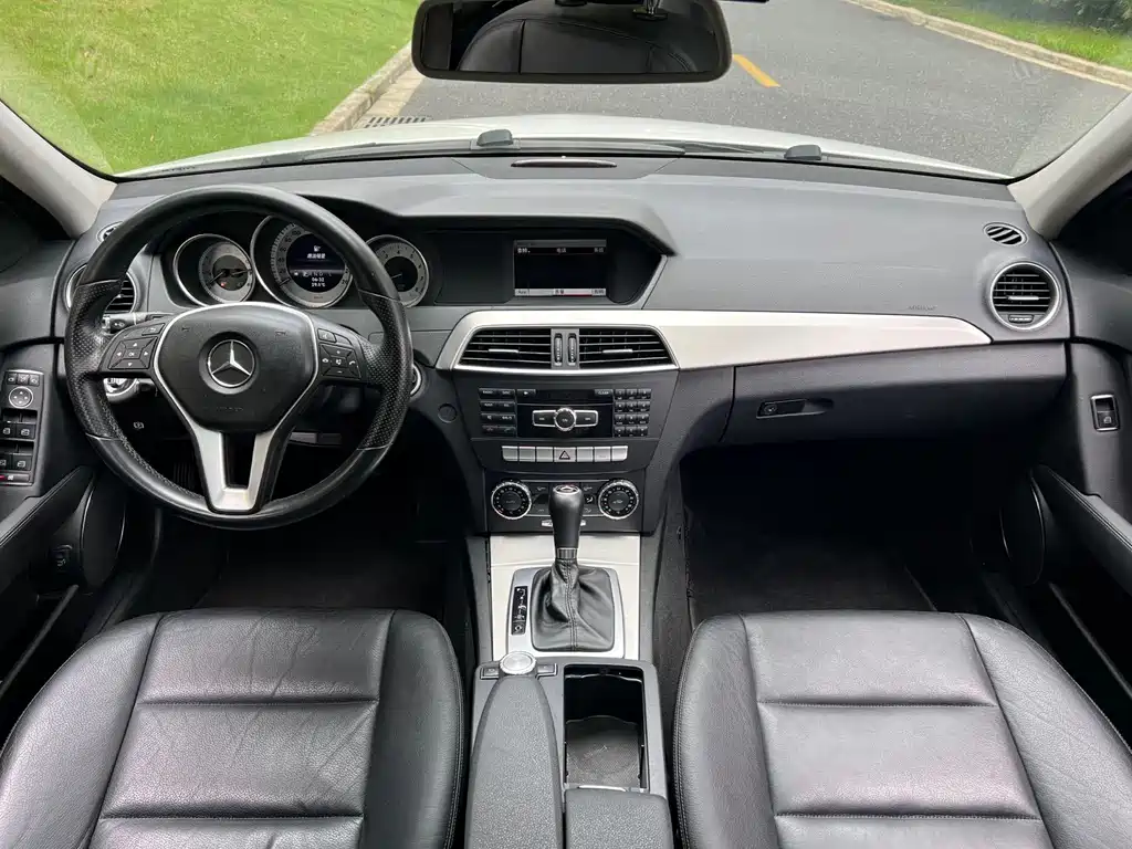 Mercedes-Benz C-Class (Import) — миниатюра 7