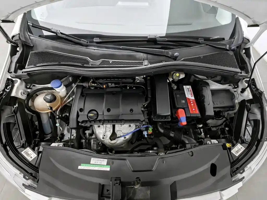 Peugeot 2008 — миниатюра 6