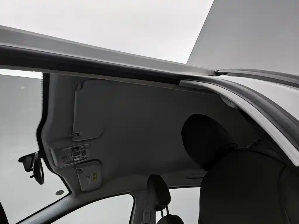 Peugeot 2008 — миниатюра 14