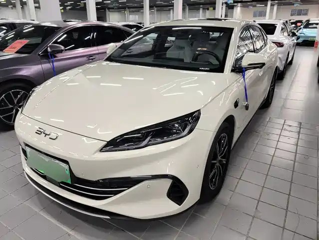 2025 BYD Seal