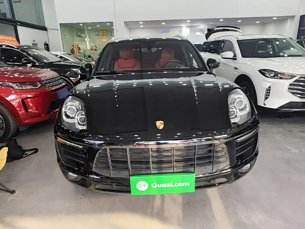 Porsche Macan — миниатюра 3