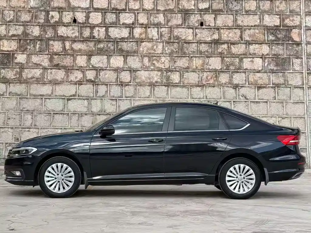 Volkswagen Lavida — миниатюра 7