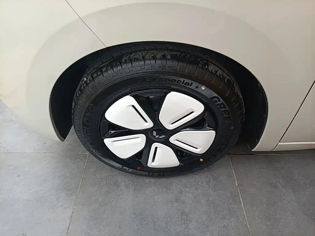 Wuling MINIEV — миниатюра 23