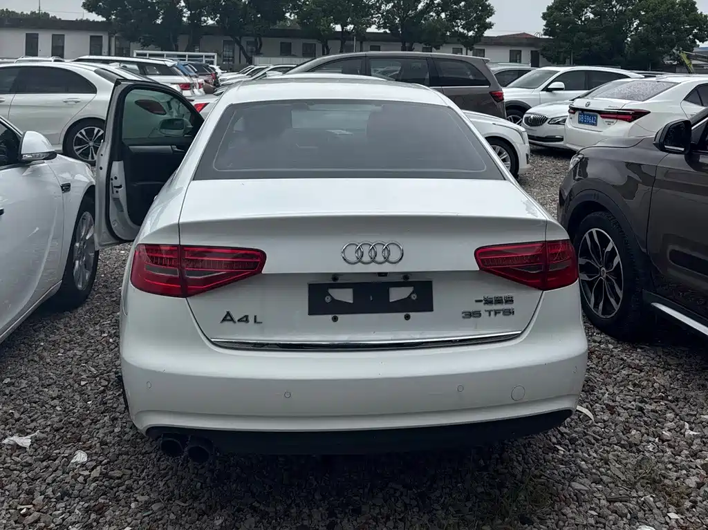 Audi A4L — миниатюра 2